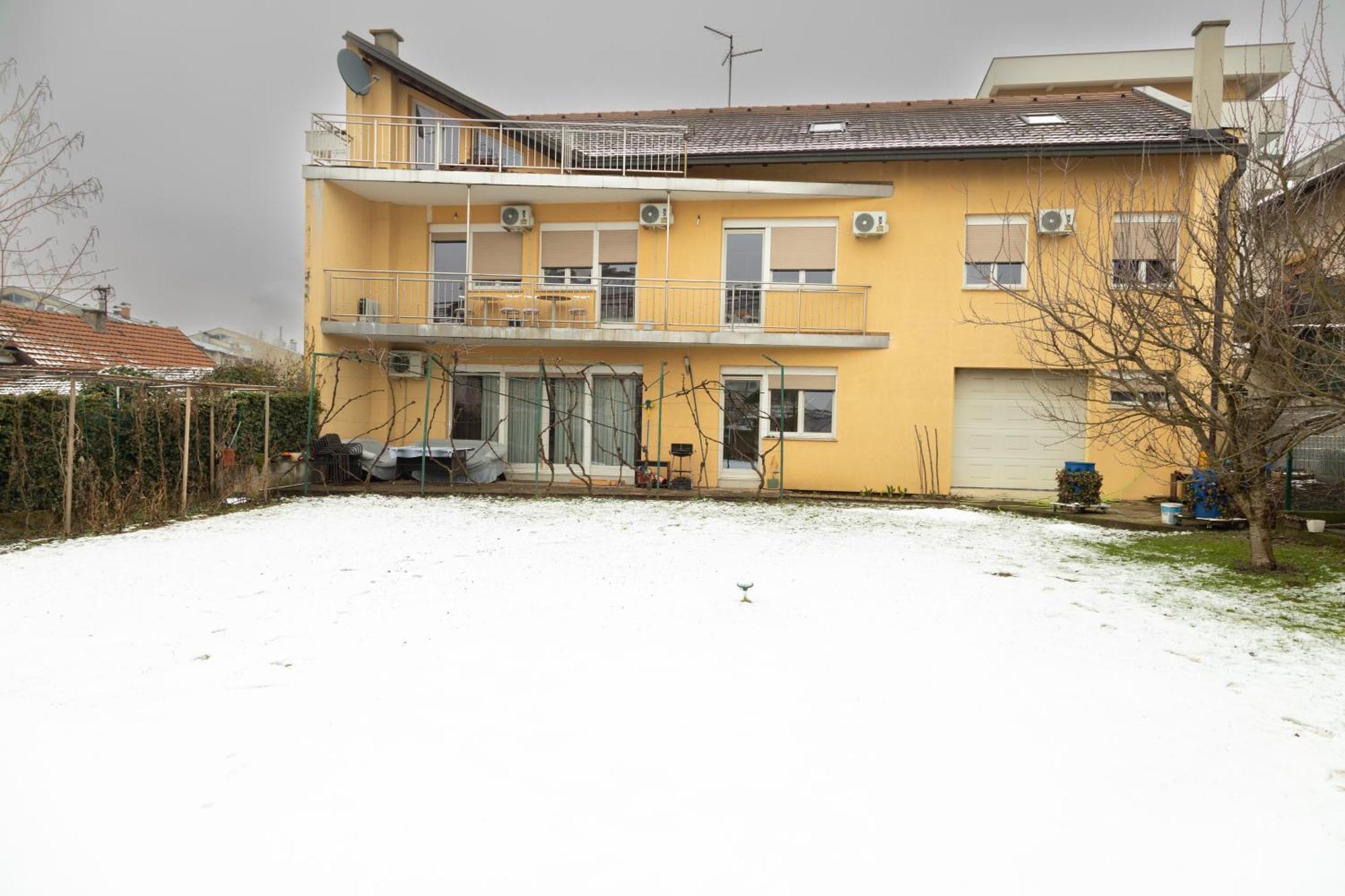 Bolek Mansion Banja Luka Exterior foto